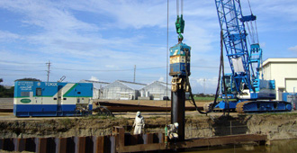 バイブロハンマー工法