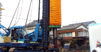 アースオーガ併用圧入工法